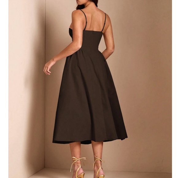 Classic Solid High Waist Flared Cami Party Evening Dress - Picture 5 of 9